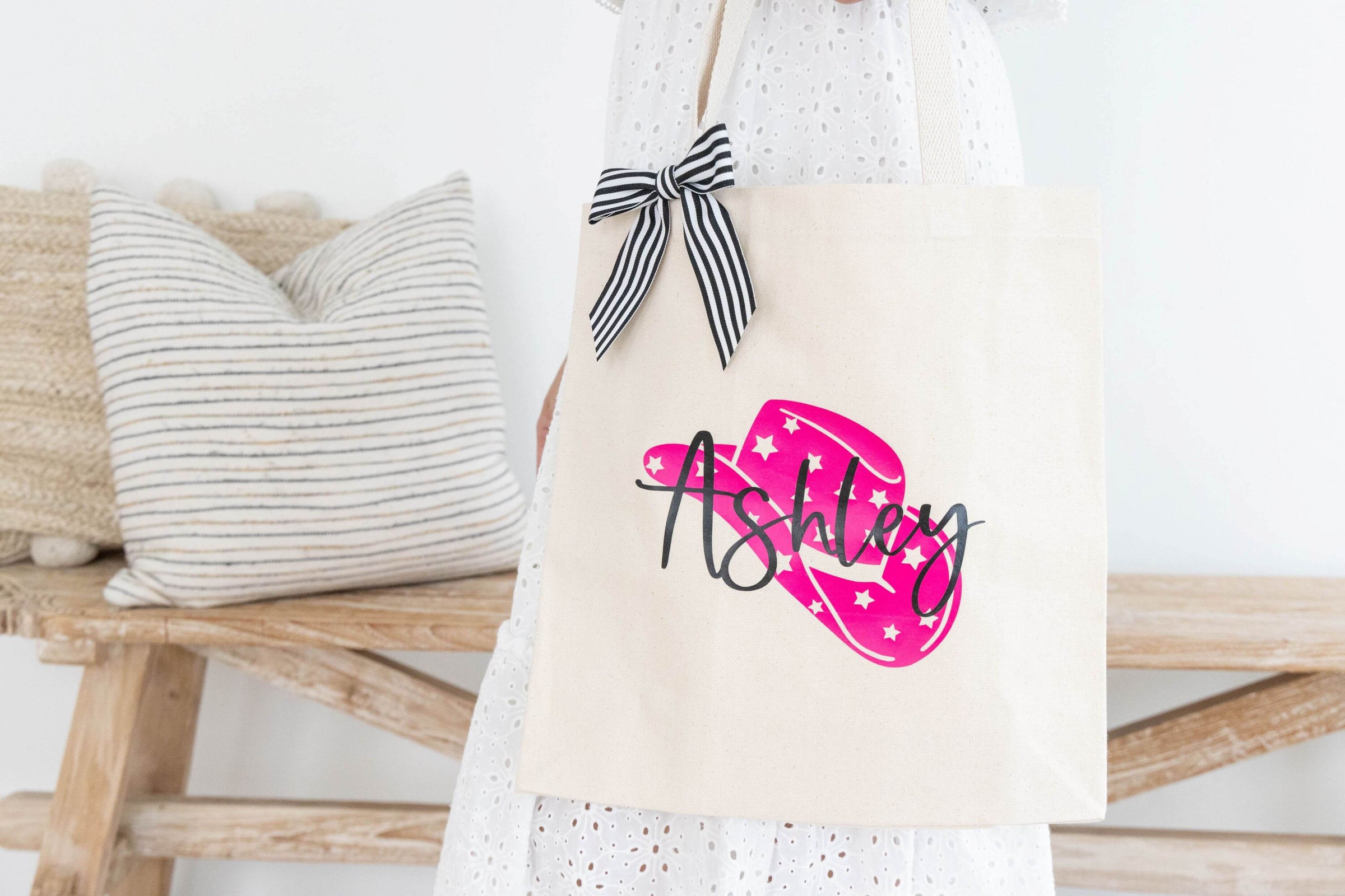 bachelorette party cowgirl