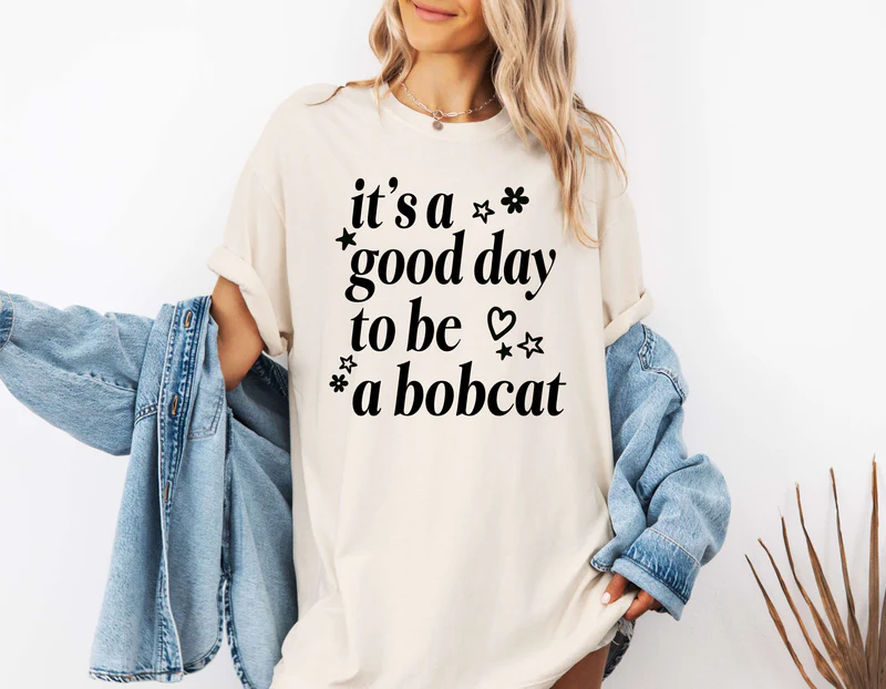 cool graphic tee for women