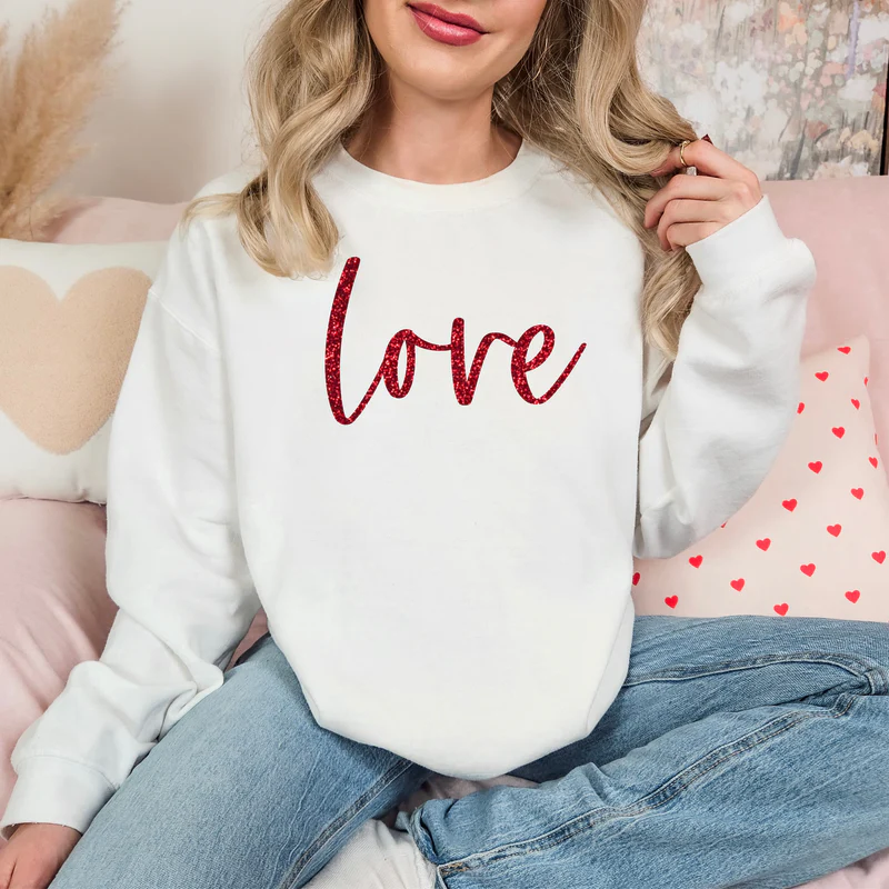 love graphic valentine sweater