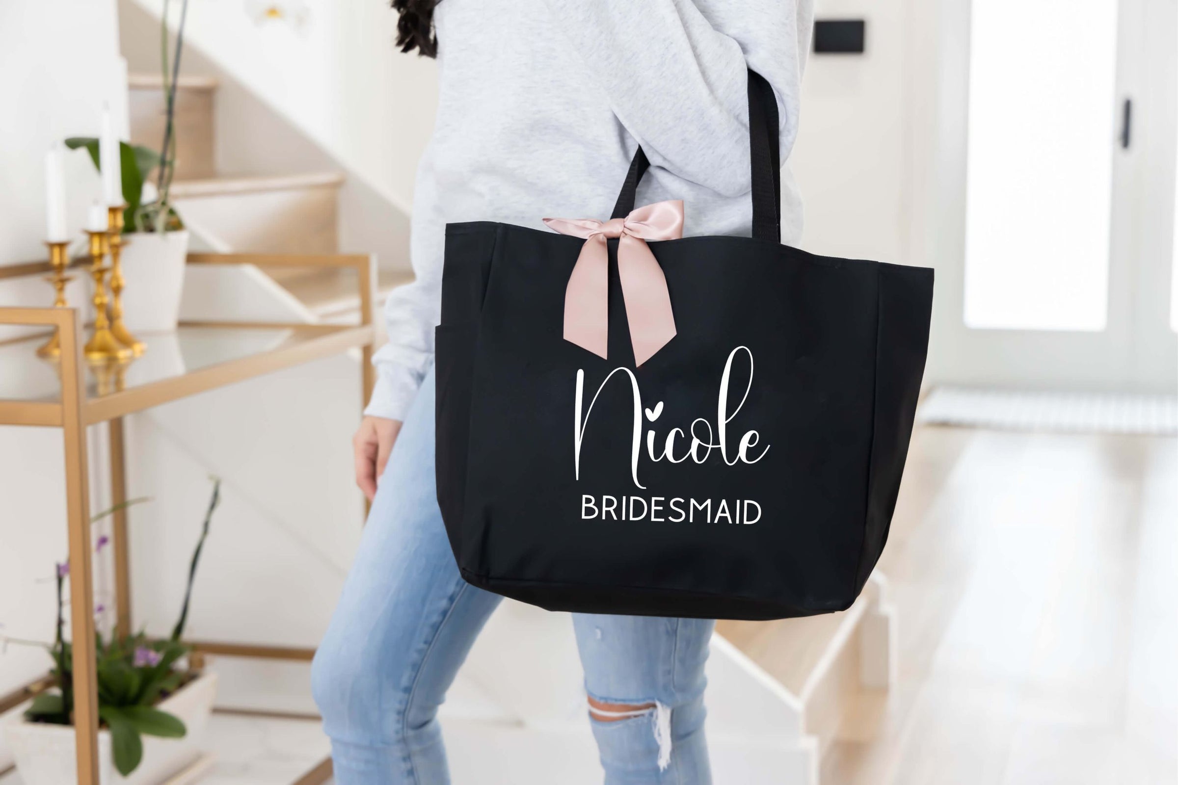 Custom Bridesmaid Bags | Perfect Wedding Day Gift! | EverlyGrayce